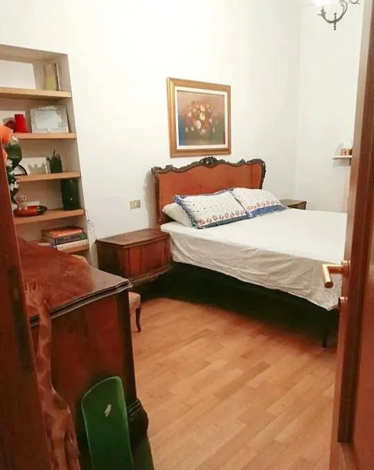 Apartment Classic Milanese House Italy